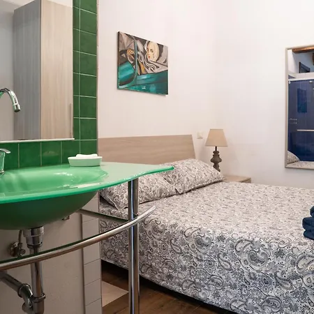 Guesthost - Comfy X3 Centre Apartment Ravenna
